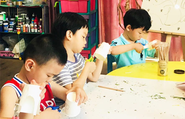 苹果树幼儿园美工课4.jpg